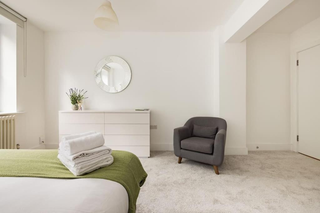Wild Roses Serviced Apartments - Borough Лондон Экстерьер фото